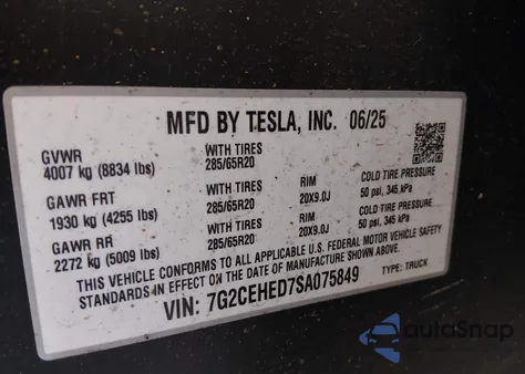 2025 Tesla Cybertruck All-Wheel Drive z USA, uszkodzony, nr VIN 7G2CEHED7SA075849